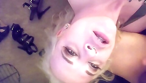 Hot blonde gets a cumshot in her mouth in this porn video