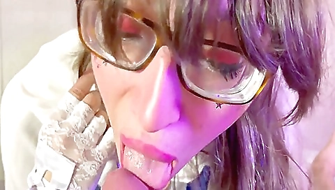 Beautiful amateur brunette with a big ass getting fucked