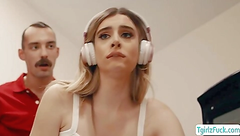 Big ass blonde babe rides her lover's hard boner in an anal sex show