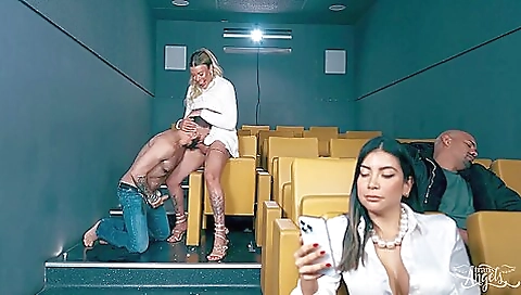 Big ass teen getting her tight ass fucked in a doggystyle