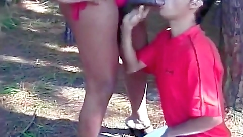 Ebony brunette deepthroated with a dick in her body